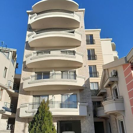 Apolon Apart Šušanj Екстериор снимка
